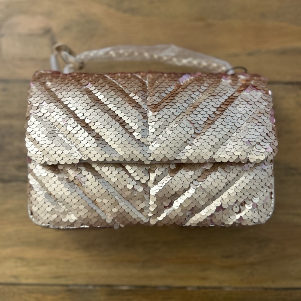 NICOLE MILLER Crossbody Bag Womens Gold Sequin Flap Purse Chain Strap - Picture 1 of 9
